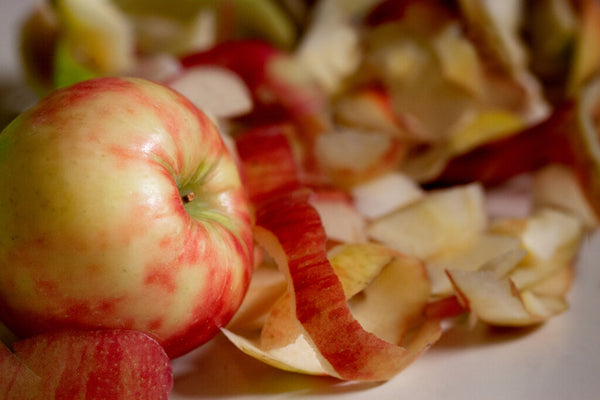 This Old-Fashioned Apple Peeler Is the Best Way to Peel Apples