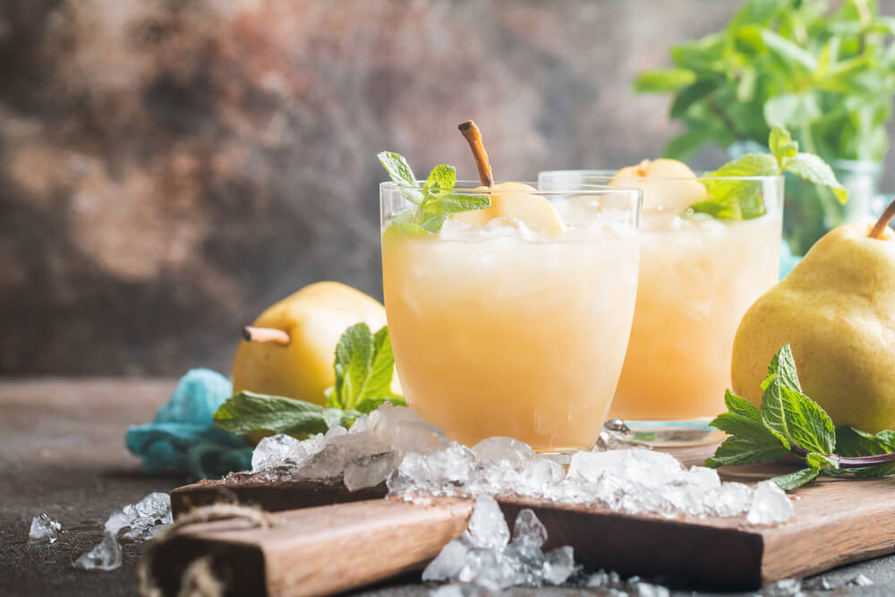 Pear Cocktails: Classy Cocktails for Discerning Drinkers
