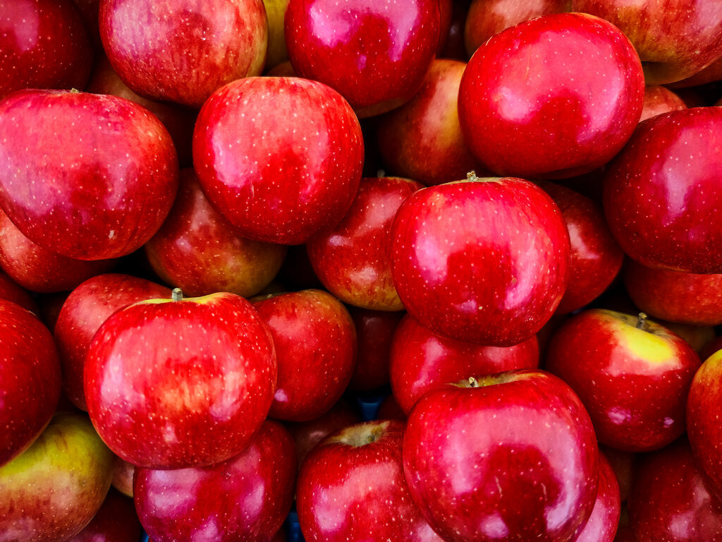 Wax on Apples: The Facts to Know About Waxy Apples